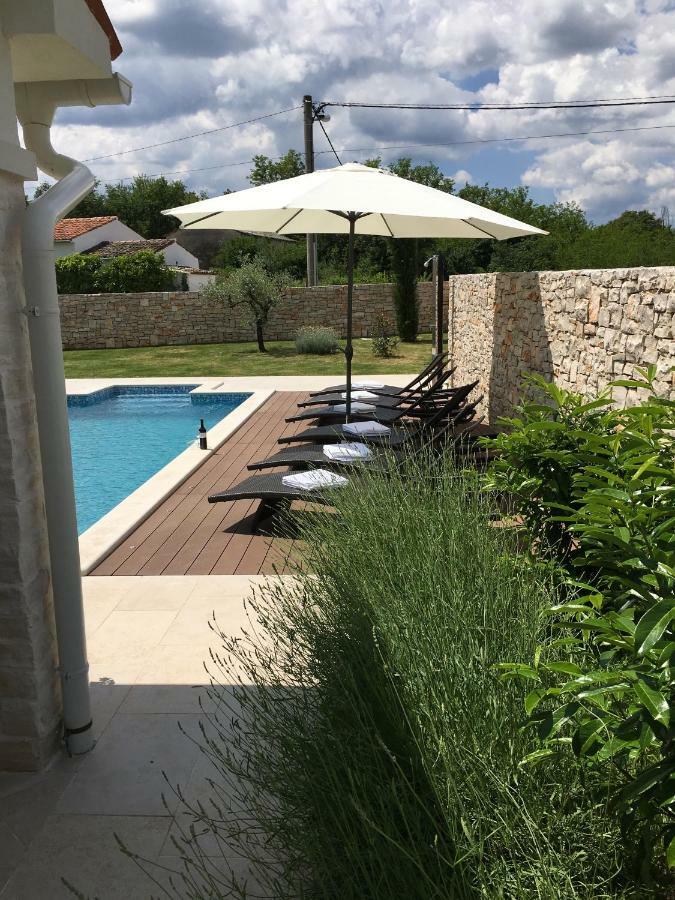 Villa Blanca With A Heated Private Pool Ruzici  ภายนอก รูปภาพ